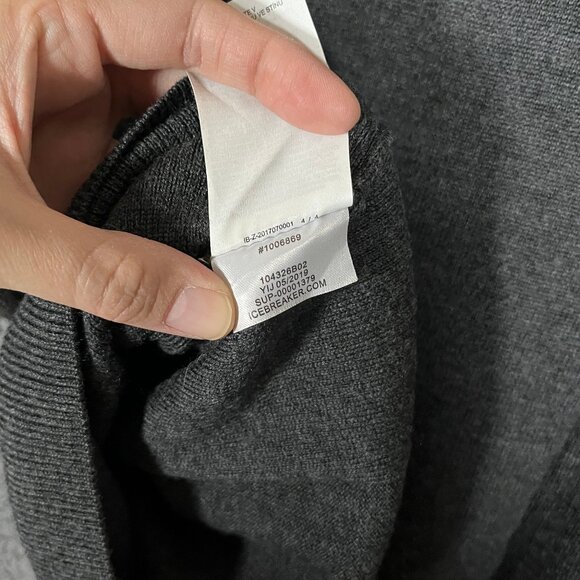 Icebreaker 100% Wool Crewneck Long Sleeve Sweaters - Men's Size M - Blue Gray - Picture 5 of 9